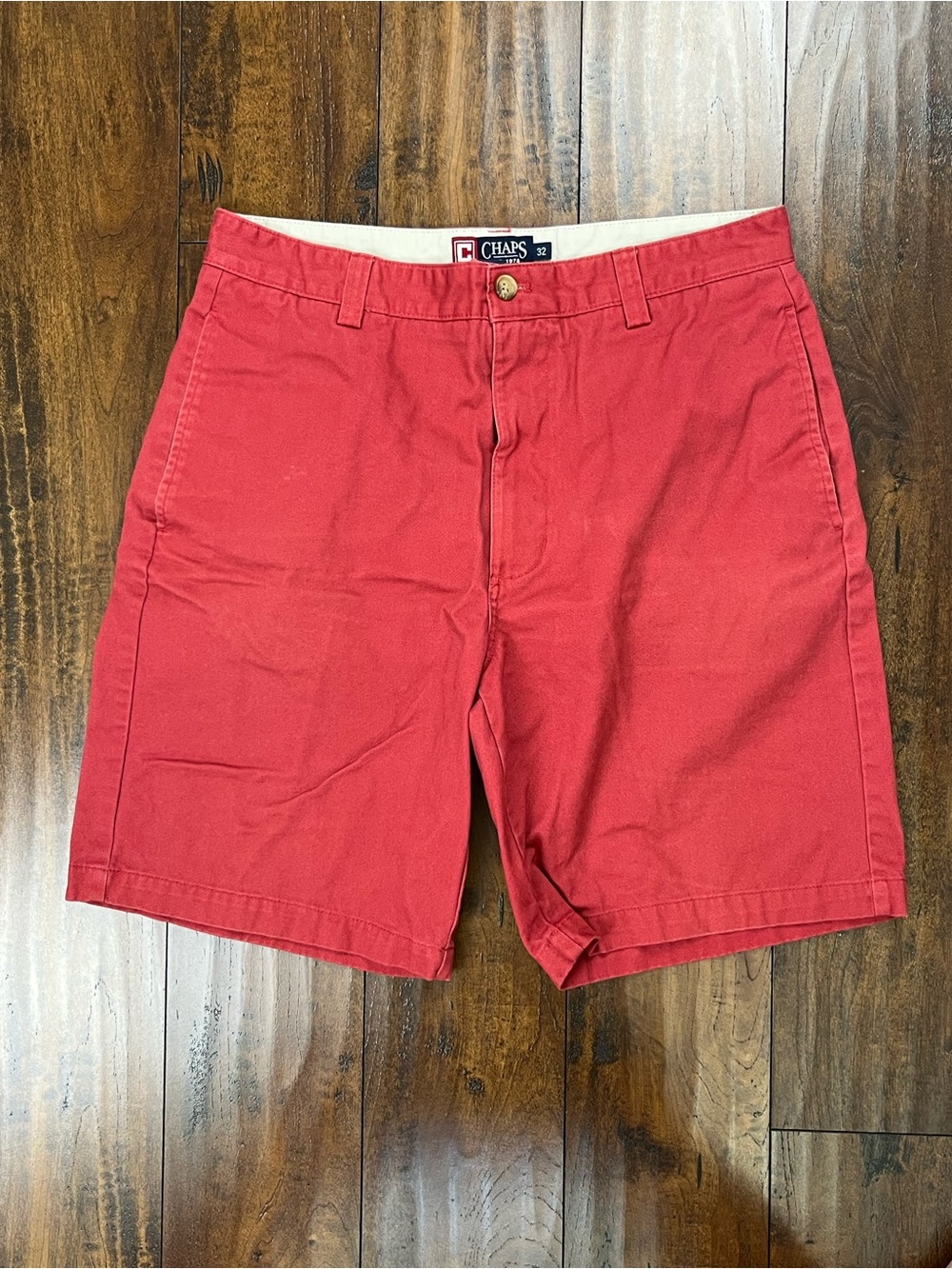 CHAPS Men’s Shorts Flat Front Chino Coral Pink 100% Cotton EUC Size 32